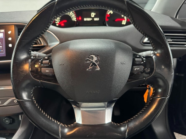 Used Peugeot 308 SW 2017 for sale - 76084618: Photo 16