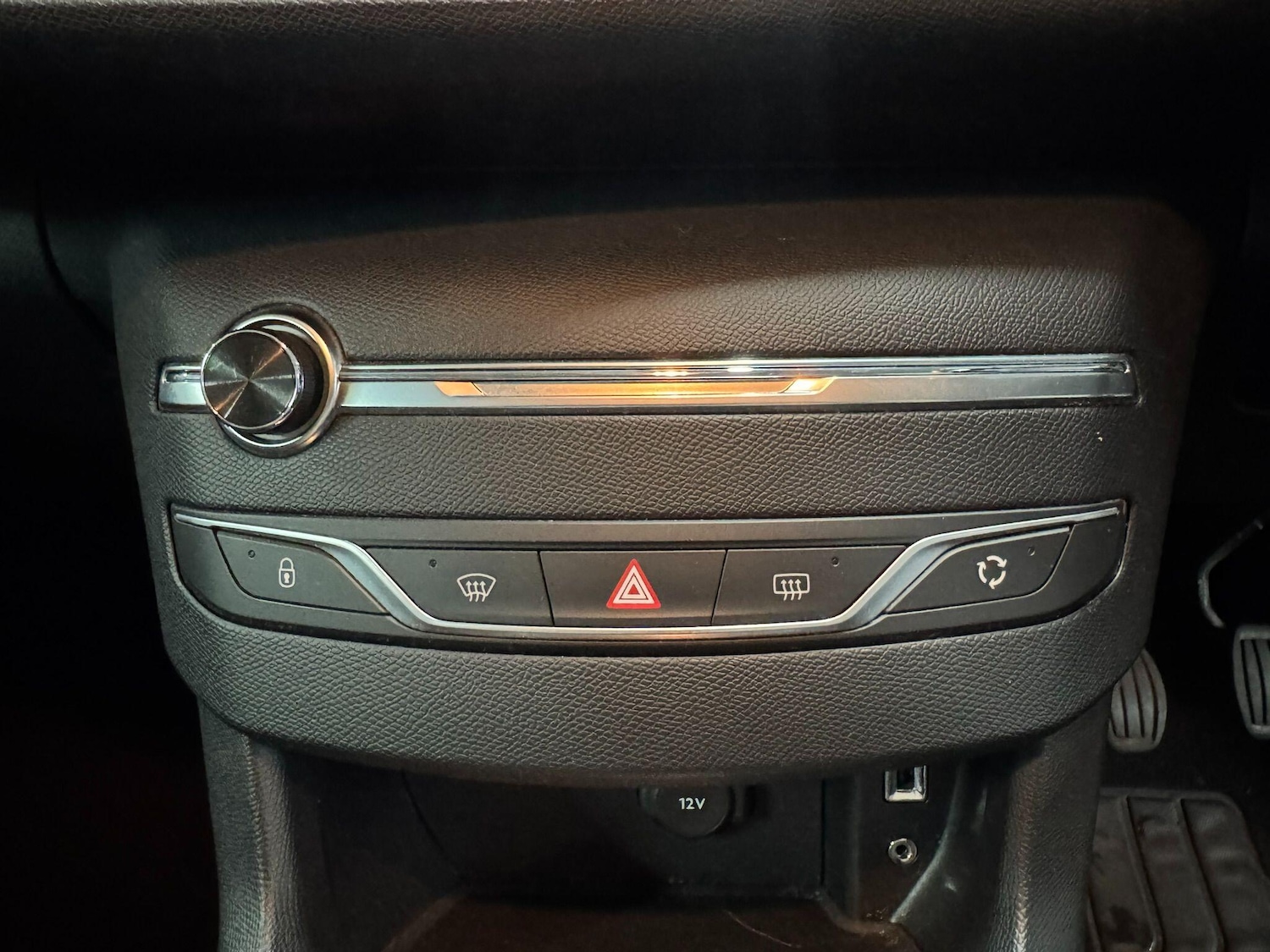 Used Peugeot 308 SW 2017 for sale - 76084618: Photo 21