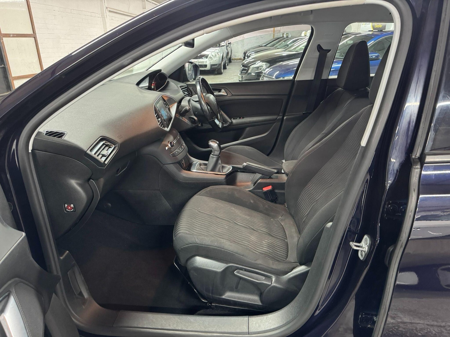 Used Peugeot 308 SW 2017 for sale - 76084618: Photo 41