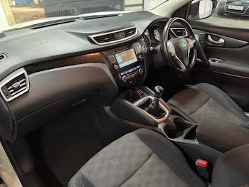 Used Nissan Qashqai 2015 for sale - 79373127: Photo