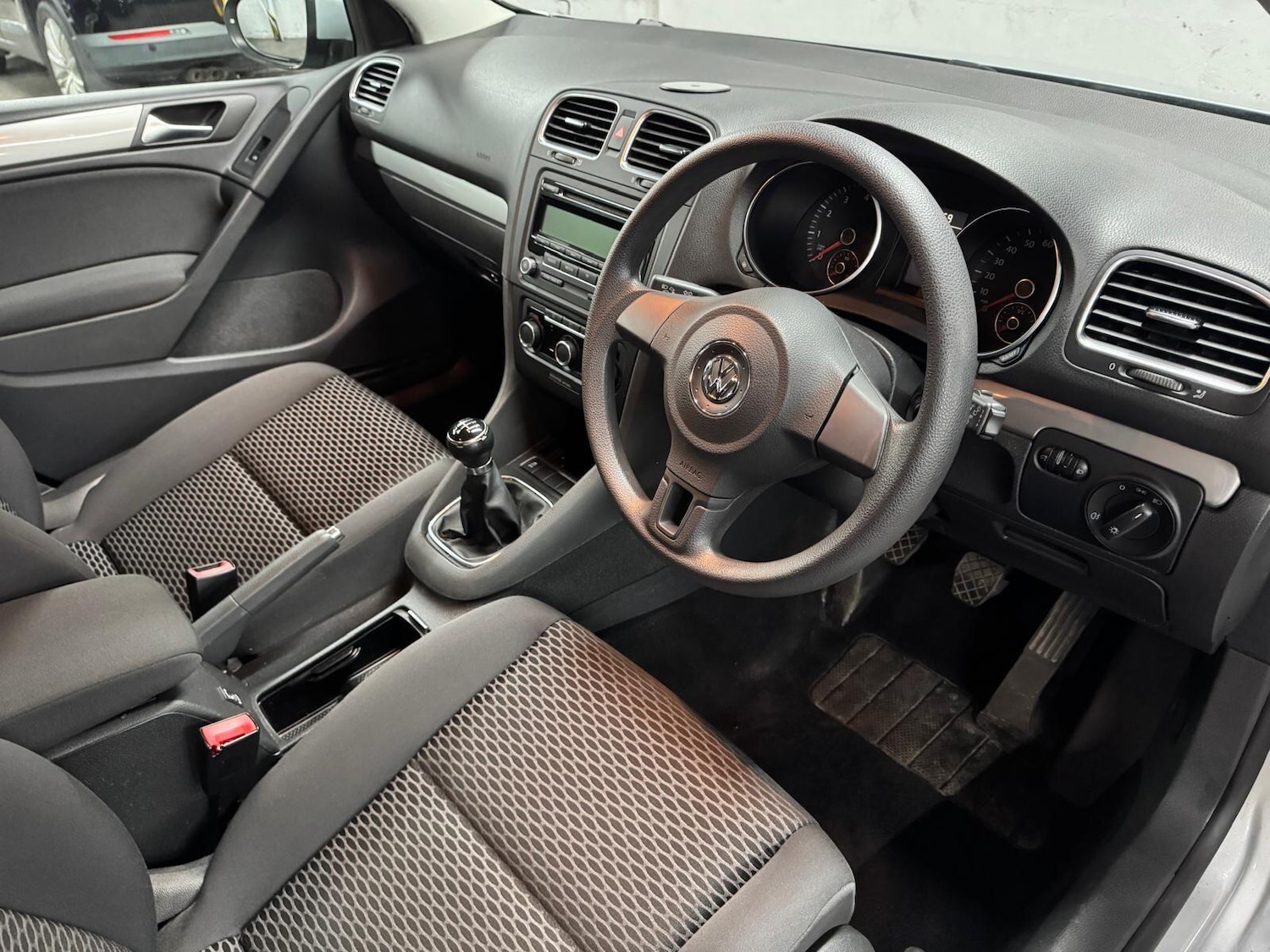 Used Volkswagen Golf 2011 for sale - 76989118: Photo 10