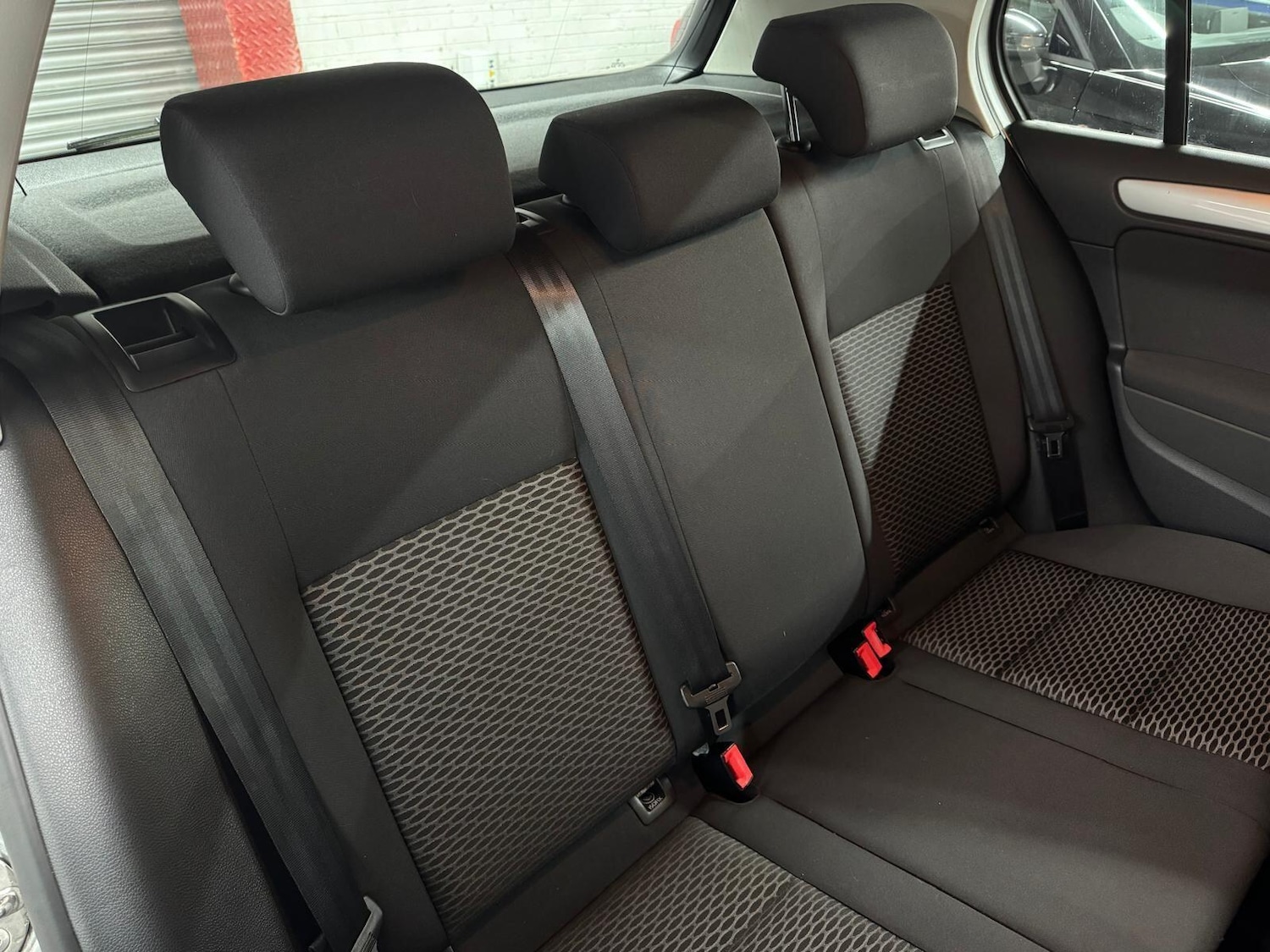 Used Volkswagen Golf 2011 for sale - 76989118: Photo 26