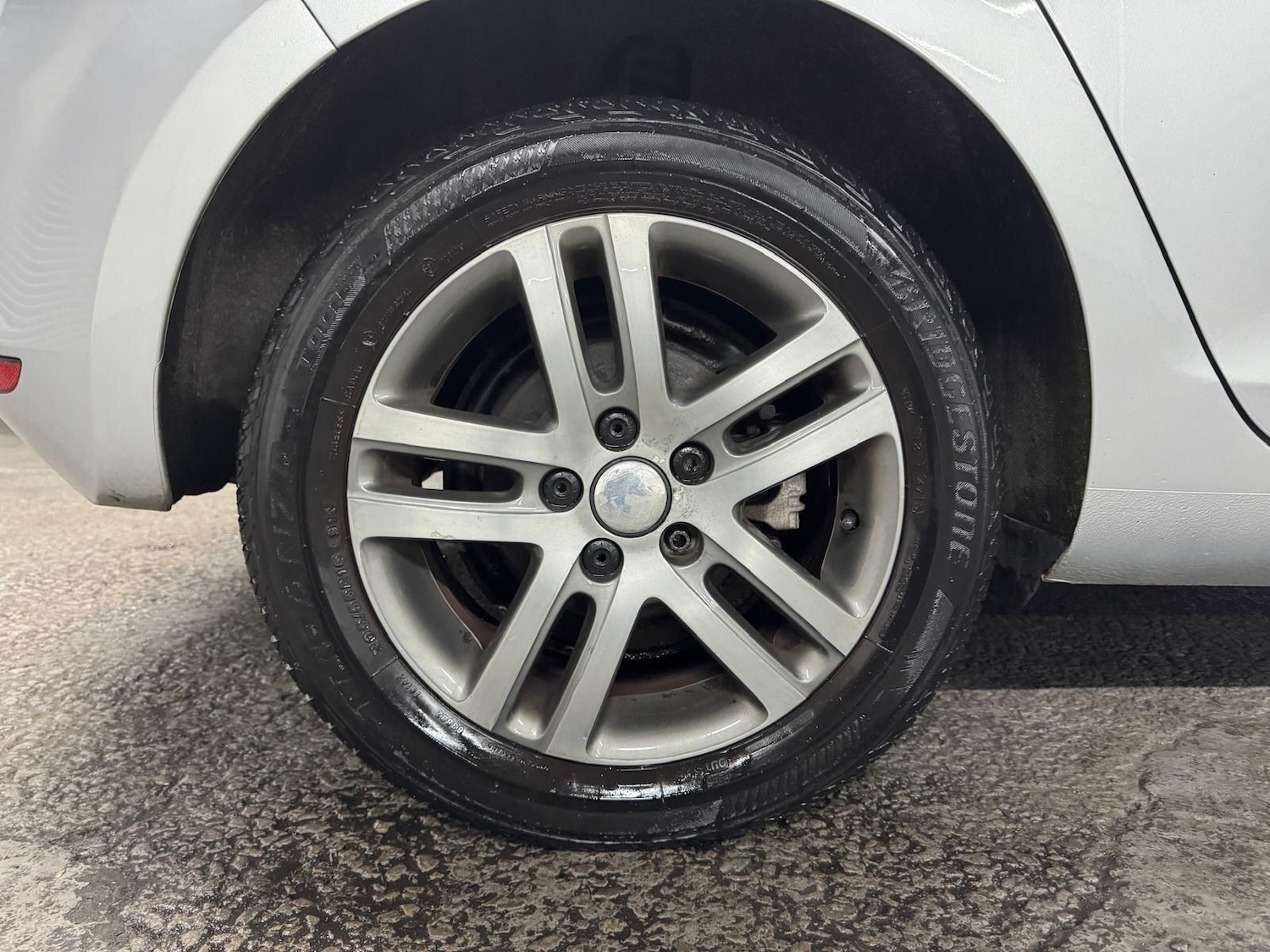 Used Volkswagen Golf 2011 for sale - 76989118: Photo 28