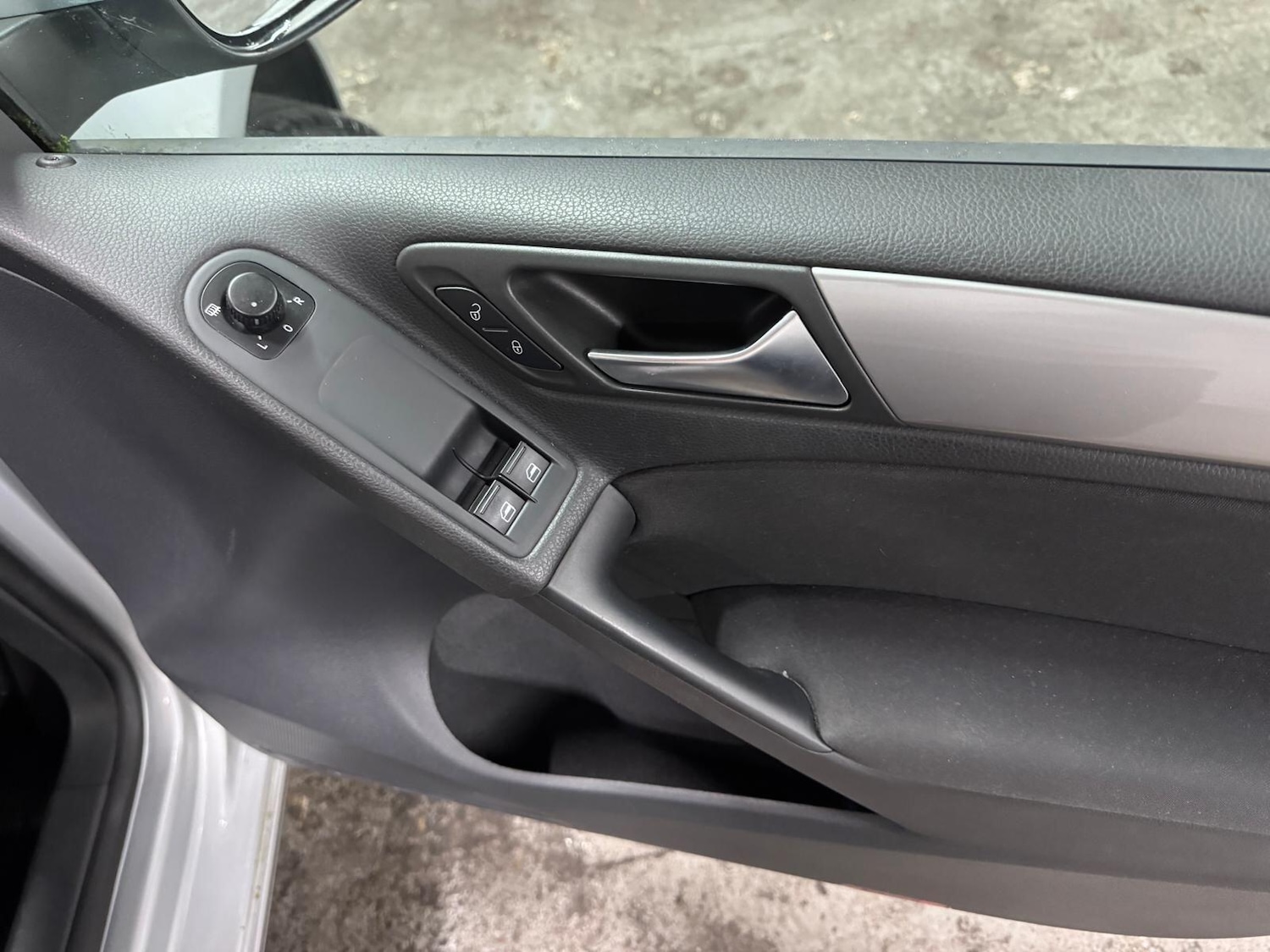 Used Volkswagen Golf 2011 for sale - 76989118: Photo 8