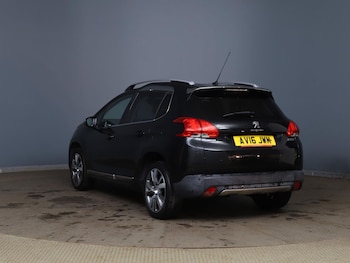 Used Peugeot 2008 2016 for sale - 75977995: Photo