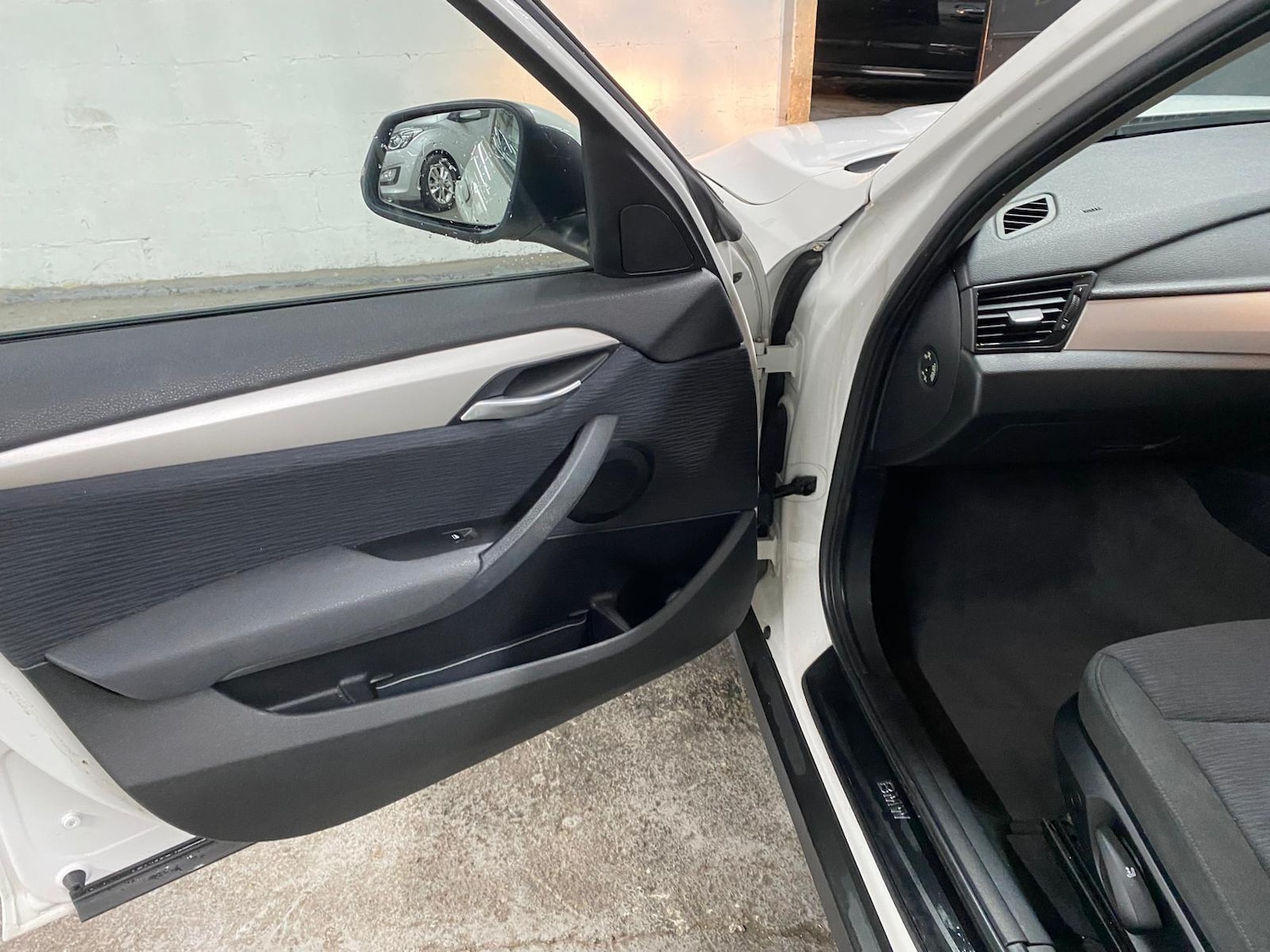 Used BMW X1 2014 for sale - 76370294: Photo 31