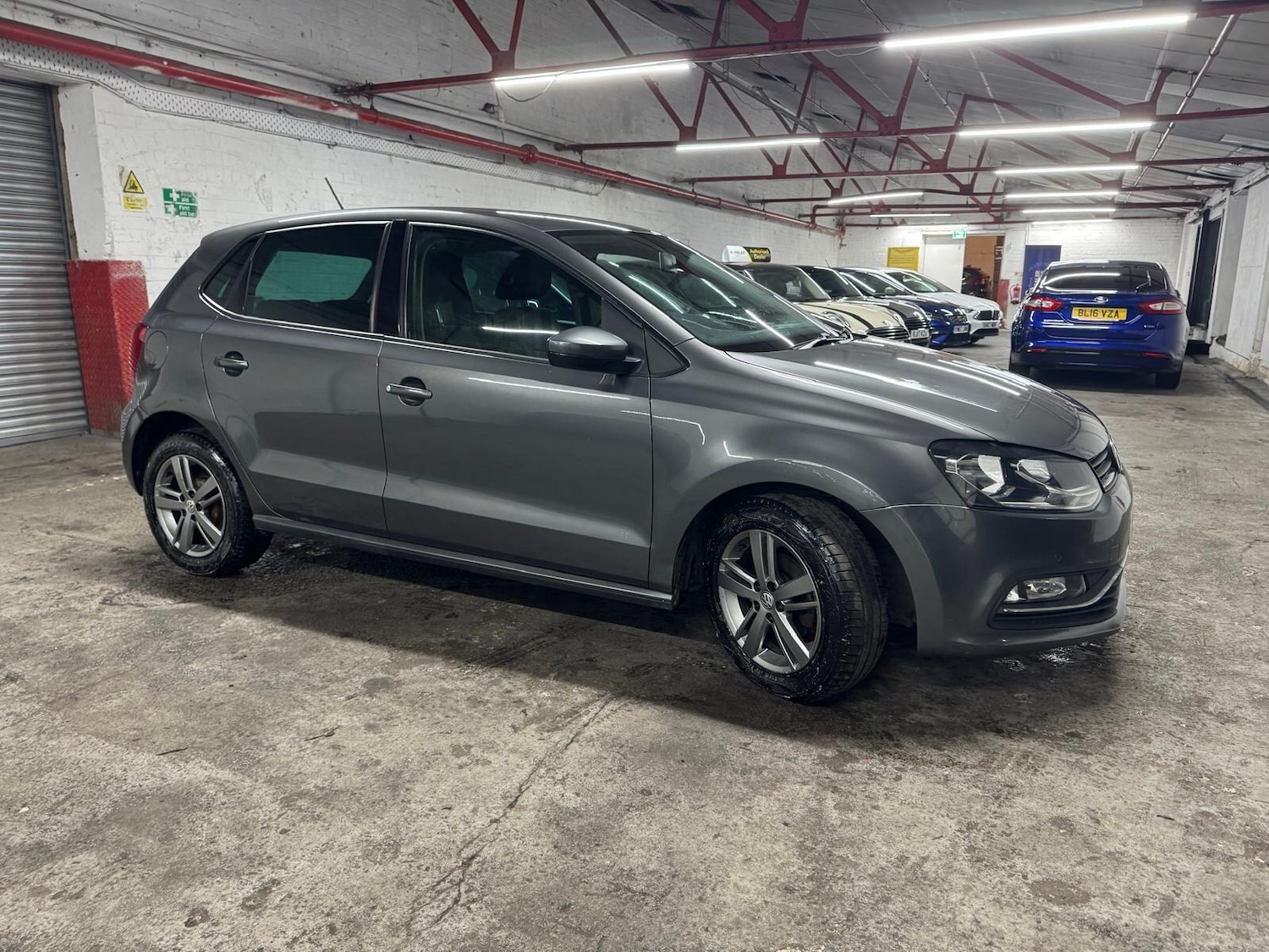 Used Volkswagen Polo 2016 for sale - 77386640: Photo 41