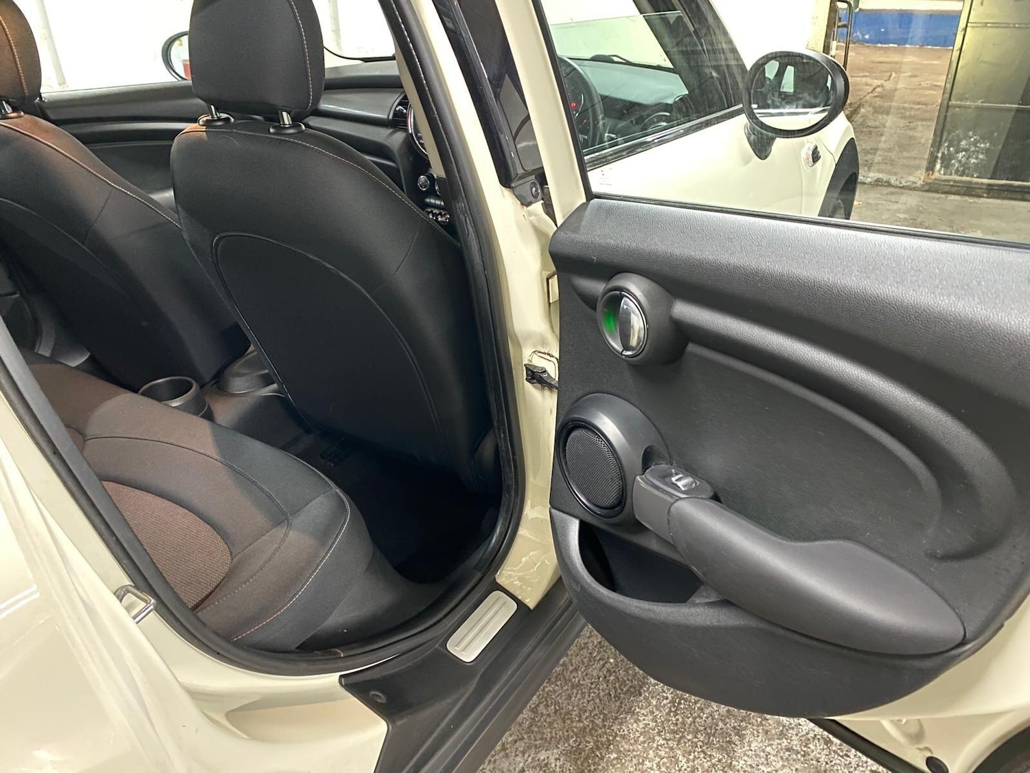 Used MINI Hatch 2018 for sale - 76226917: Photo 24