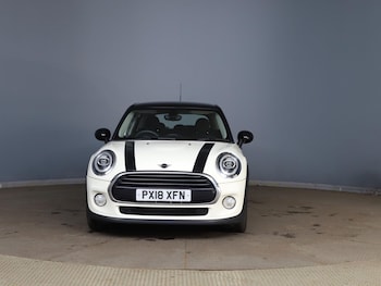 Used MINI Hatch 2018 for sale - 76226917: Photo