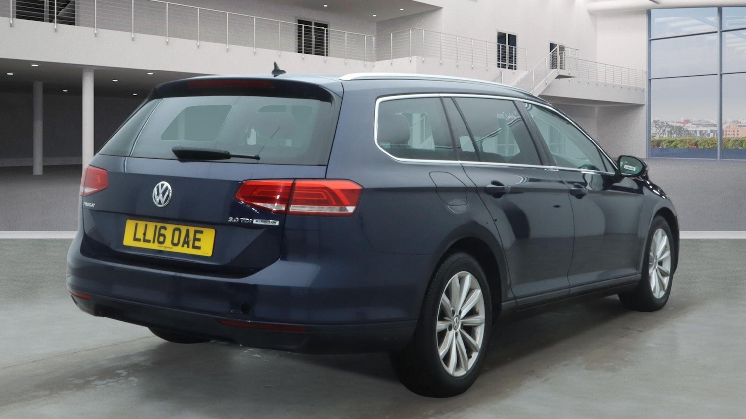 Used Volkswagen Passat for sale - 77808093: Photo 3