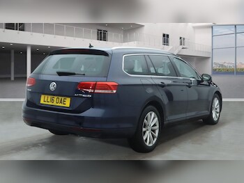 Used Volkswagen Passat 2016 for sale - 77808093: Photo