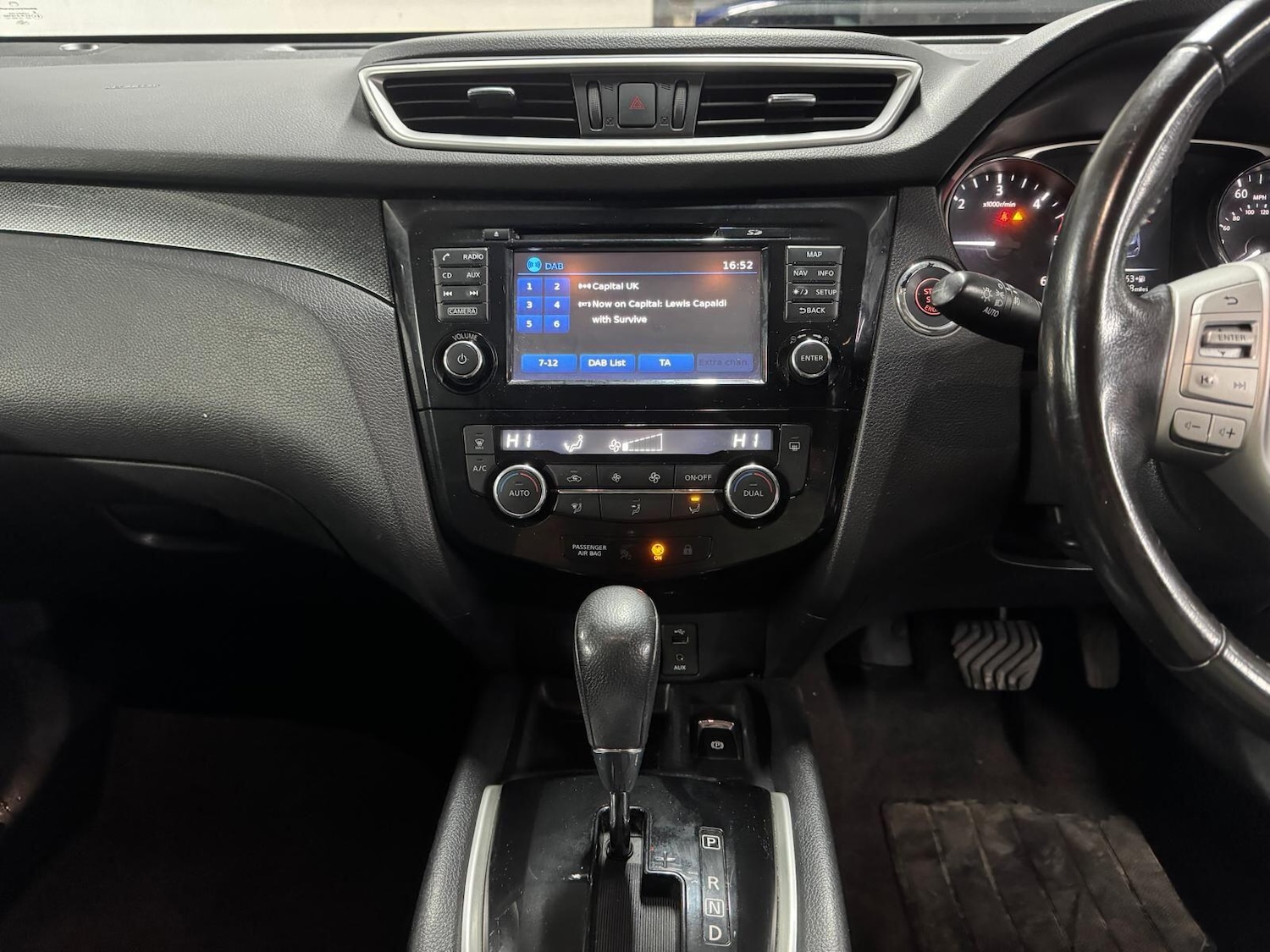 Used Nissan X-Trail 2017 for sale - 77376407: Photo 40