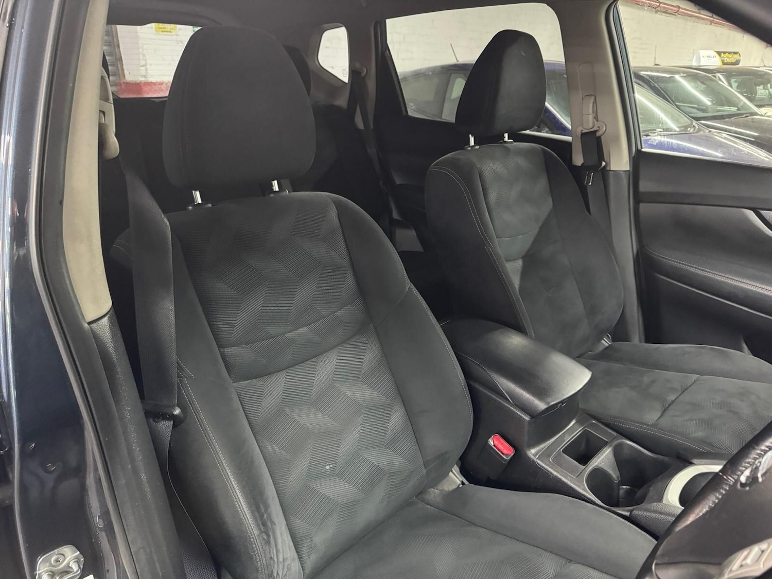 Used Nissan X-Trail 2017 for sale - 77376407: Photo 44