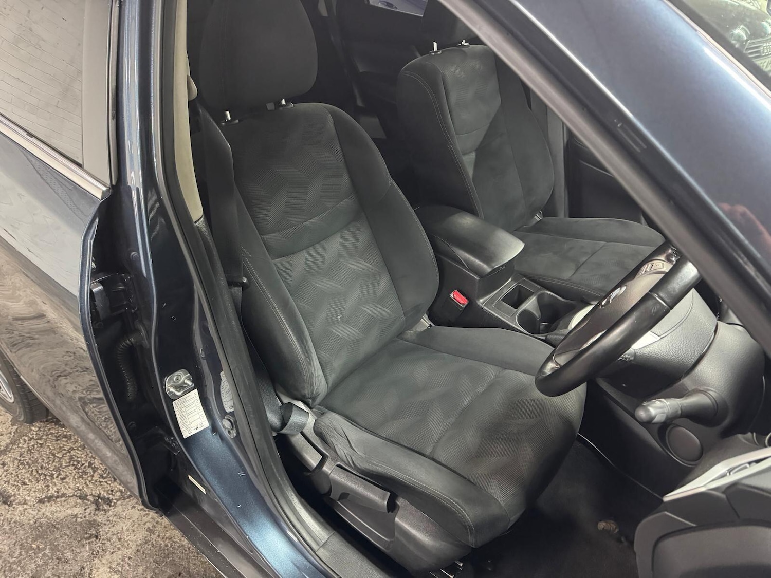 Used Nissan X-Trail 2017 for sale - 77376407: Photo 53