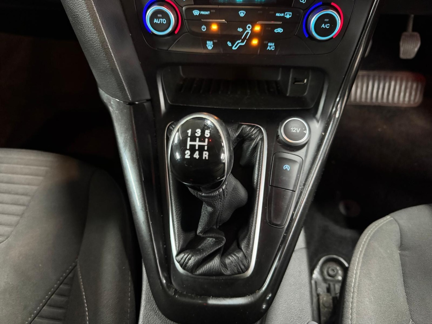 Used Ford Focus for sale - 77215328: Photo 23