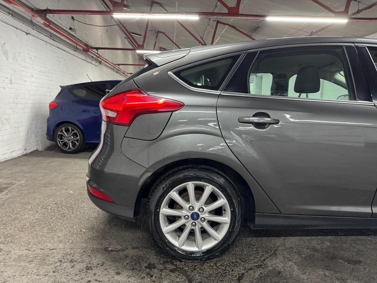 Used Ford Focus for sale - 77215328: Photo 29