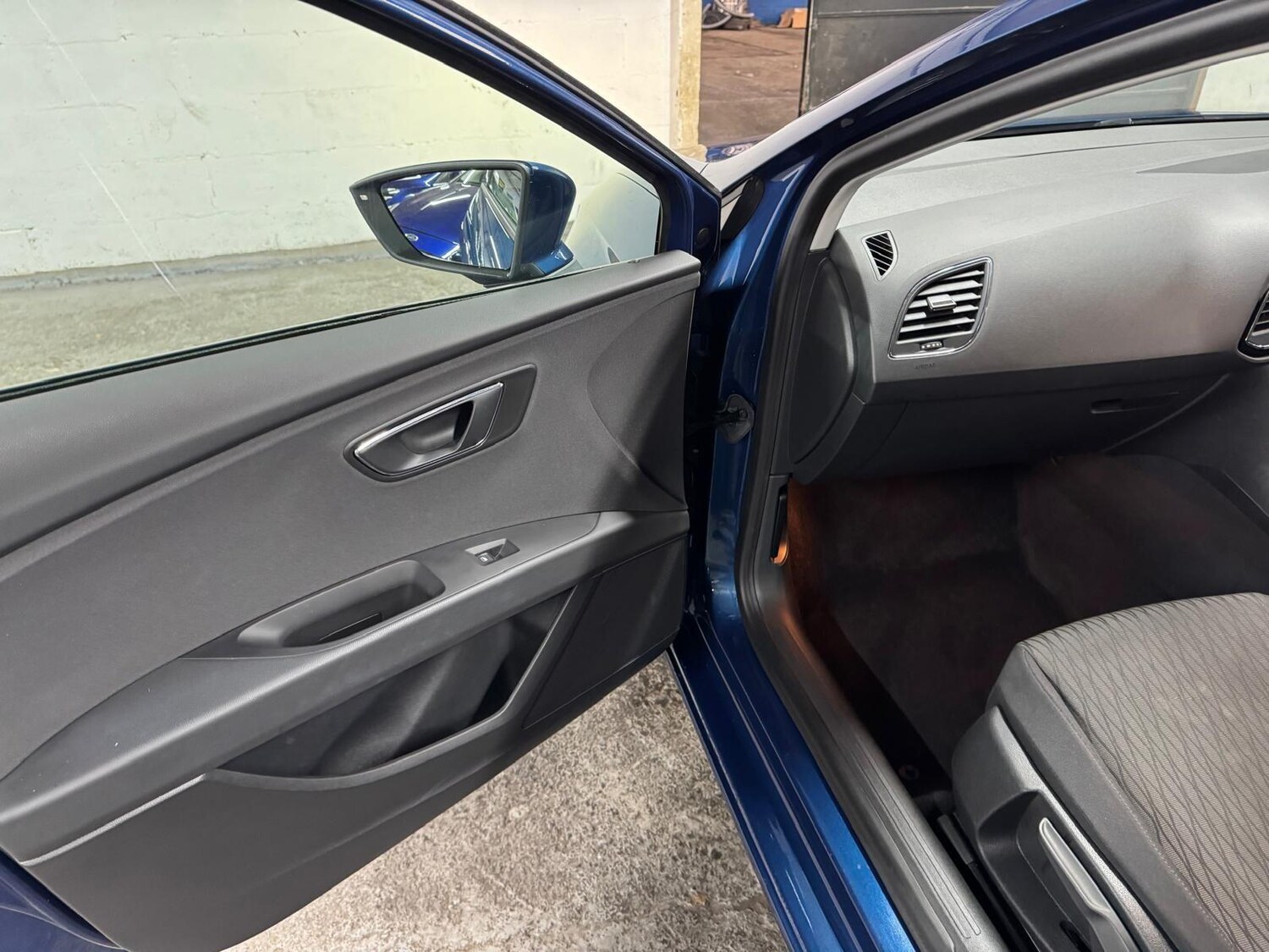 Used SEAT Leon 2014 for sale - 76855636: Photo 44