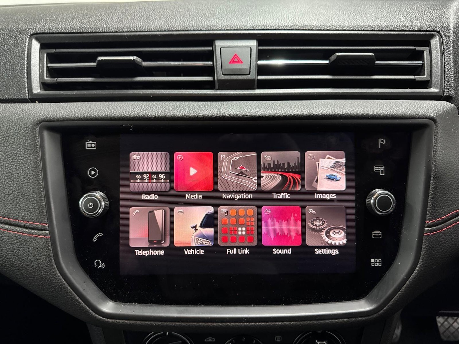 Used SEAT Ibiza 2018 for sale - 76926772: Photo 2