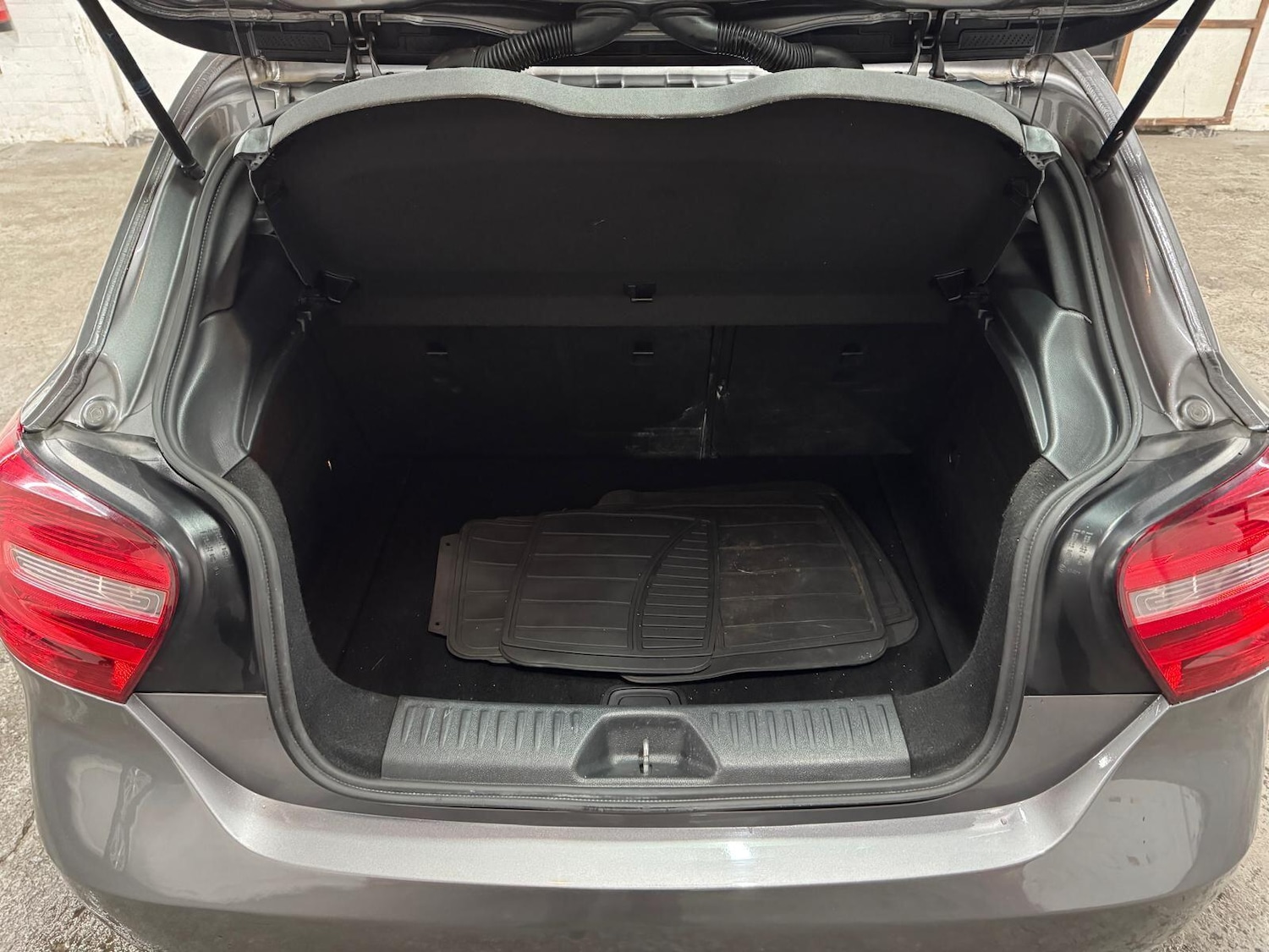 Used Mercedes-Benz A-Class 2015 for sale - 77049988: Photo 26