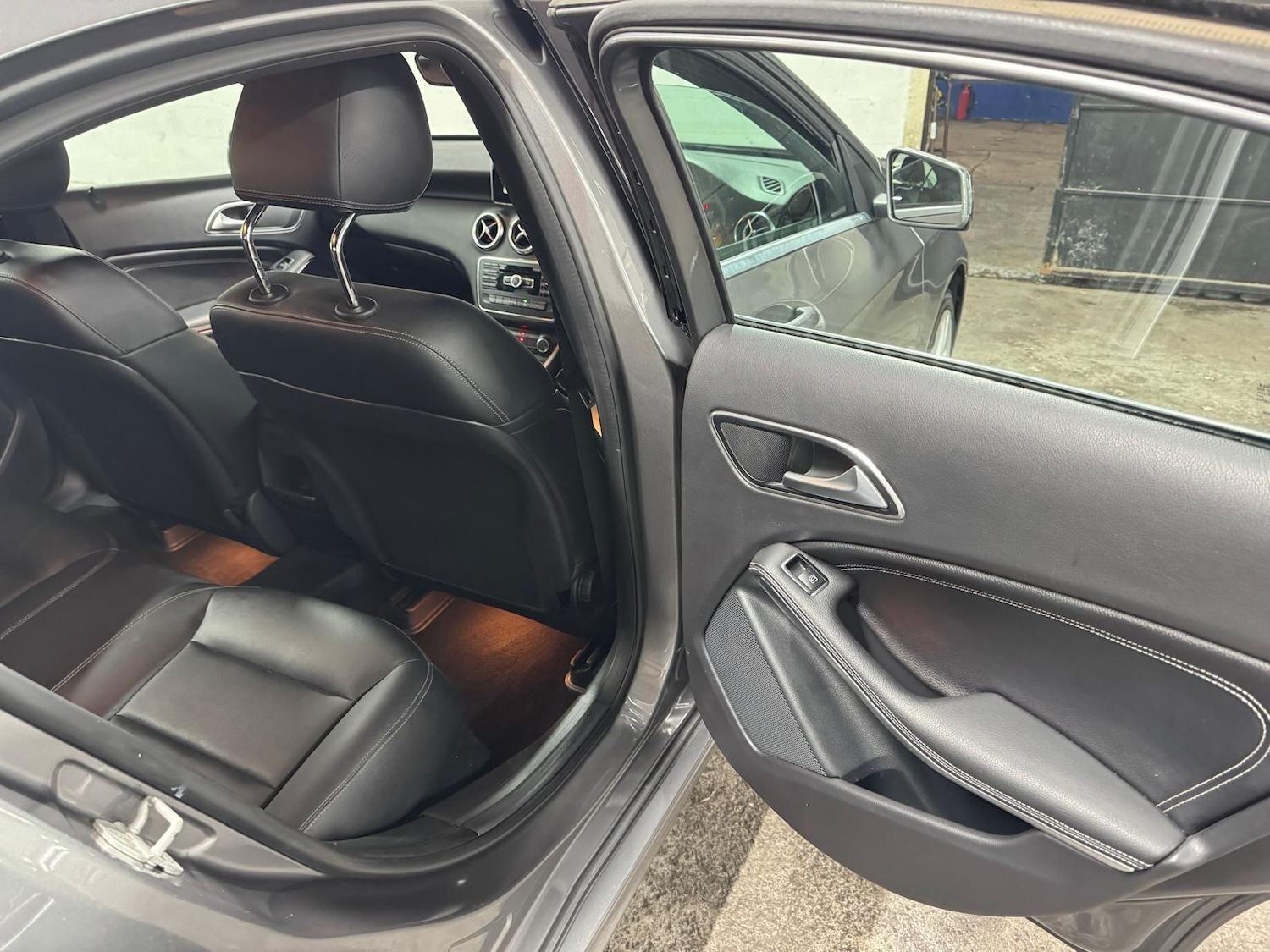 Used Mercedes-Benz A-Class 2015 for sale - 77049988: Photo 34