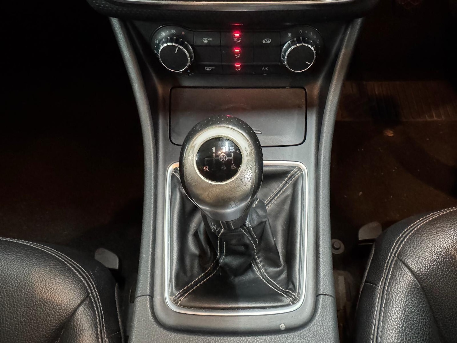 Used Mercedes-Benz A-Class 2015 for sale - 77049988: Photo 38