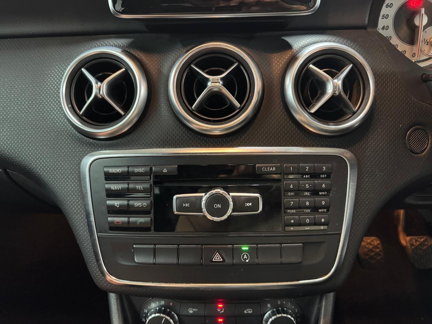 Used Mercedes-Benz A-Class 2015 for sale - 77049988: Photo 40