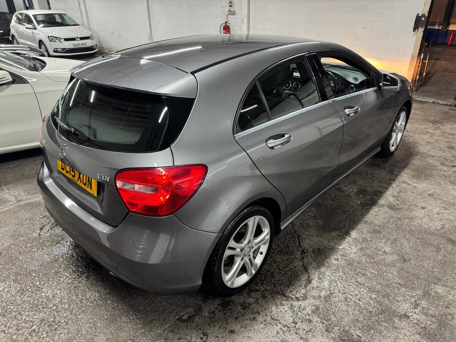 Used Mercedes-Benz A-Class 2015 for sale - 77049988: Photo 5