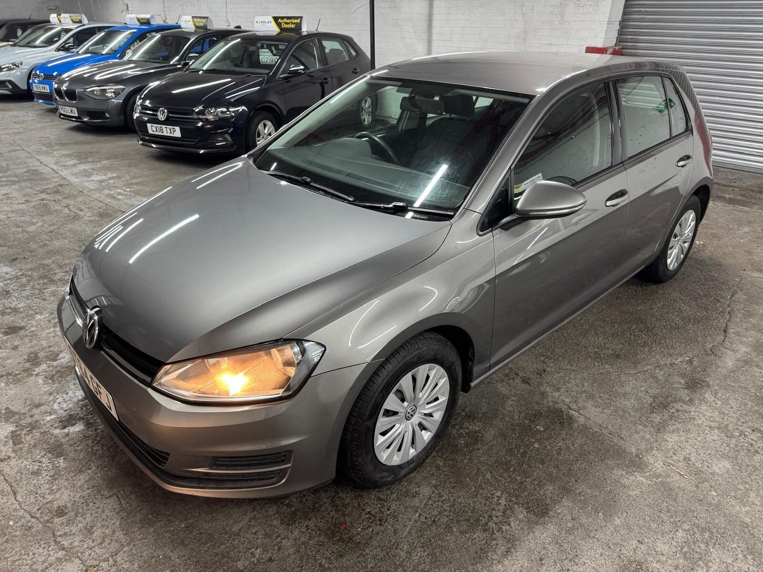 Used Volkswagen Golf 2014 for sale - 77523892: Photo 3