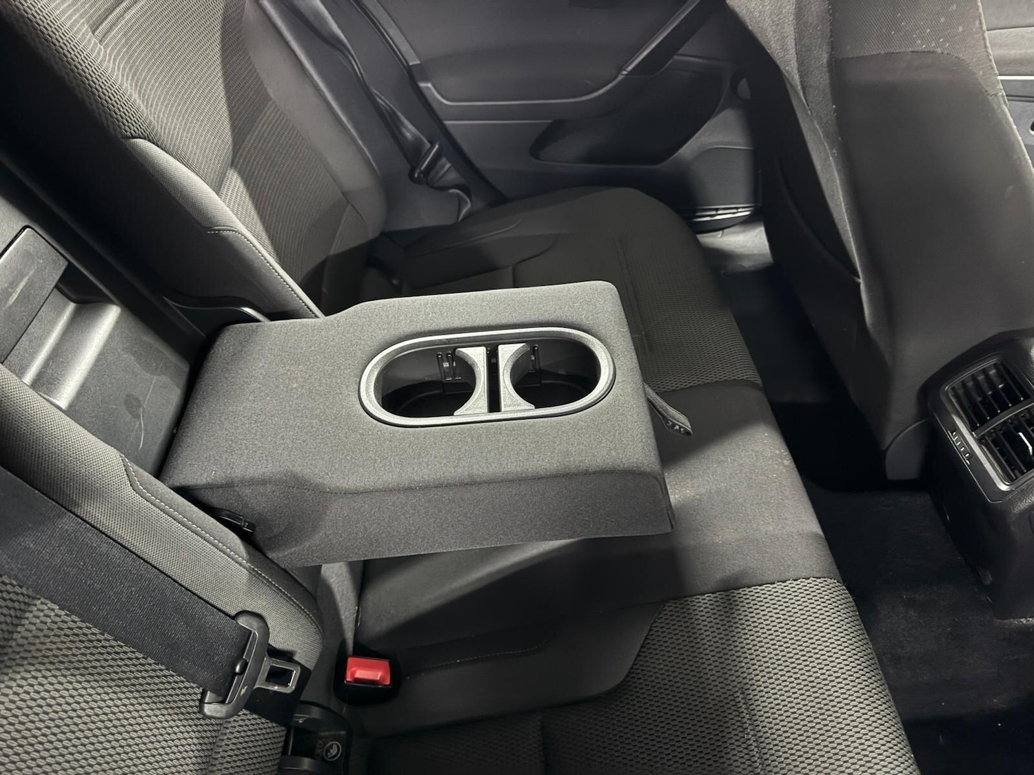 Used Volkswagen Golf 2014 for sale - 77523892: Photo 32