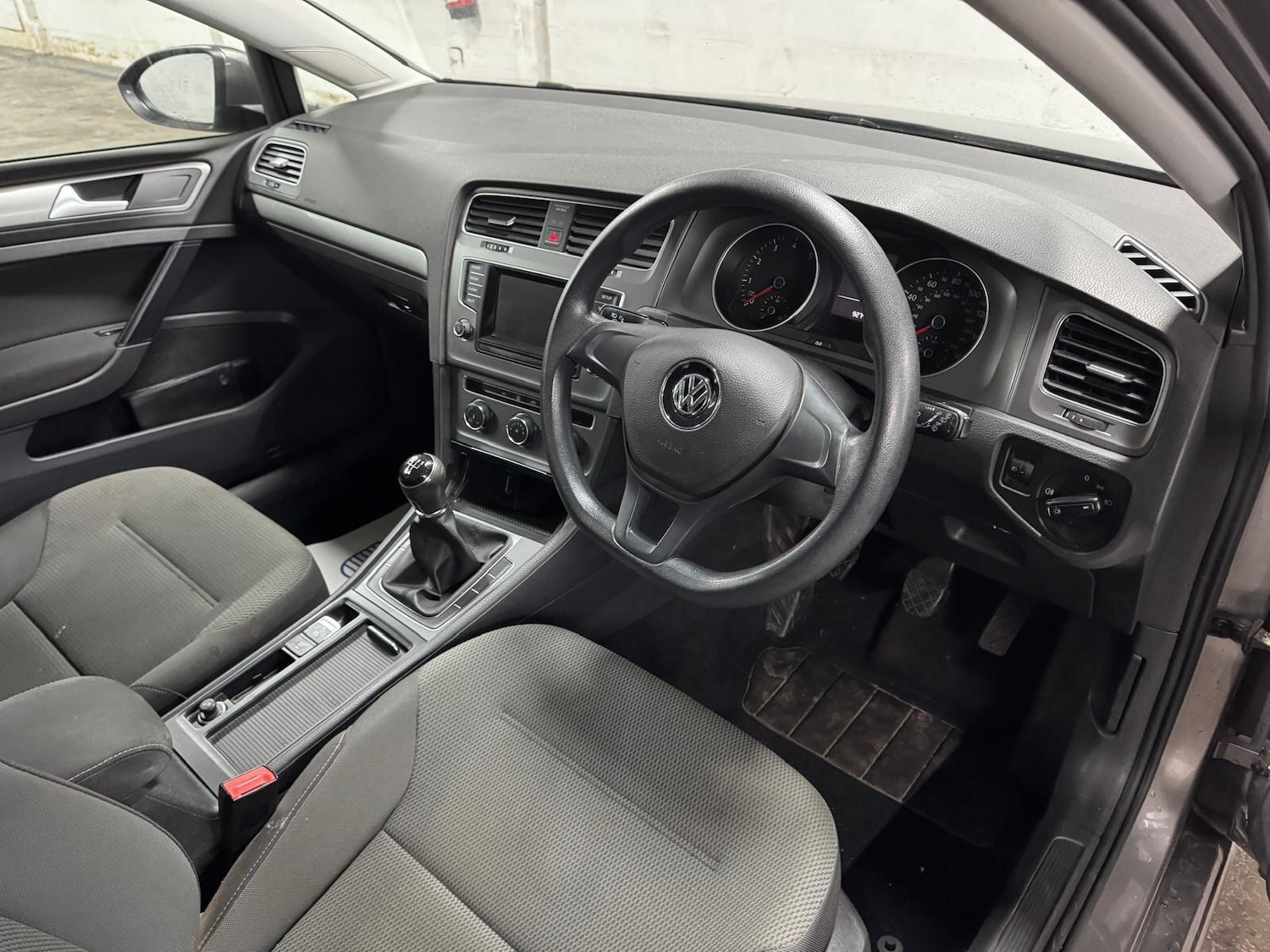 Used Volkswagen Golf 2014 for sale - 77523892: Photo 40