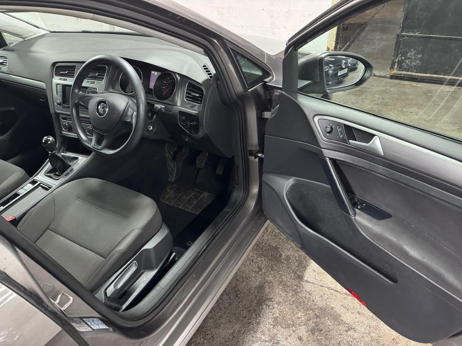 Used Volkswagen Golf 2014 for sale - 77523892: Photo 44