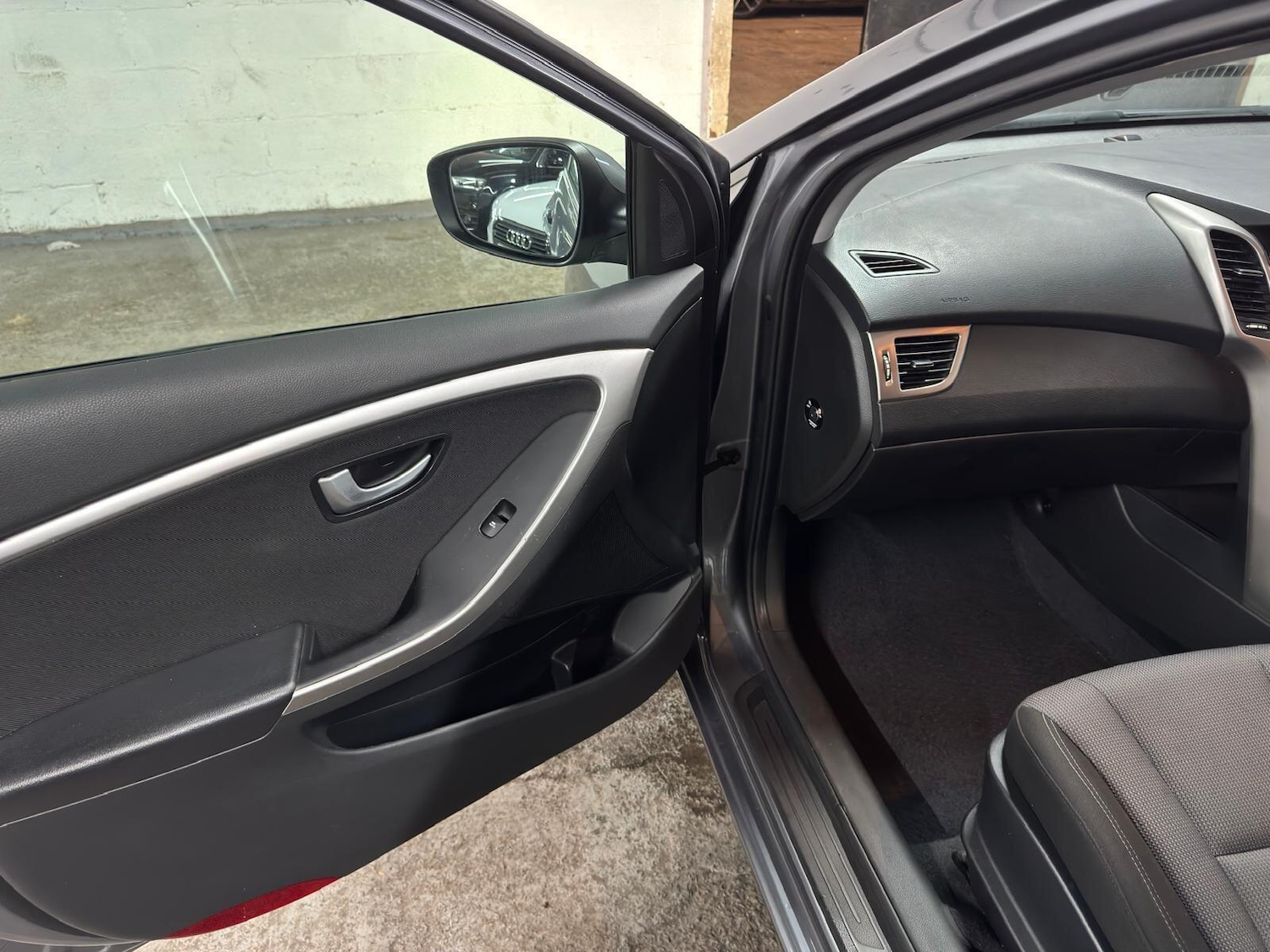 Used Hyundai i30 2013 for sale - 78047278: Photo 41