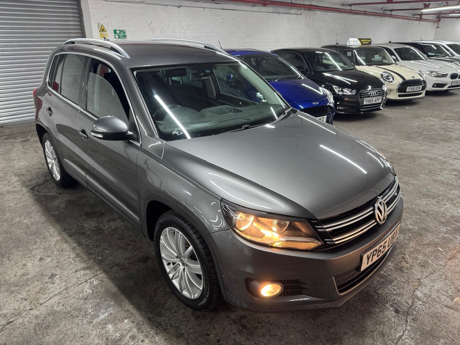 Used Volkswagen Tiguan 2015 for sale - 77163552: Photo 2