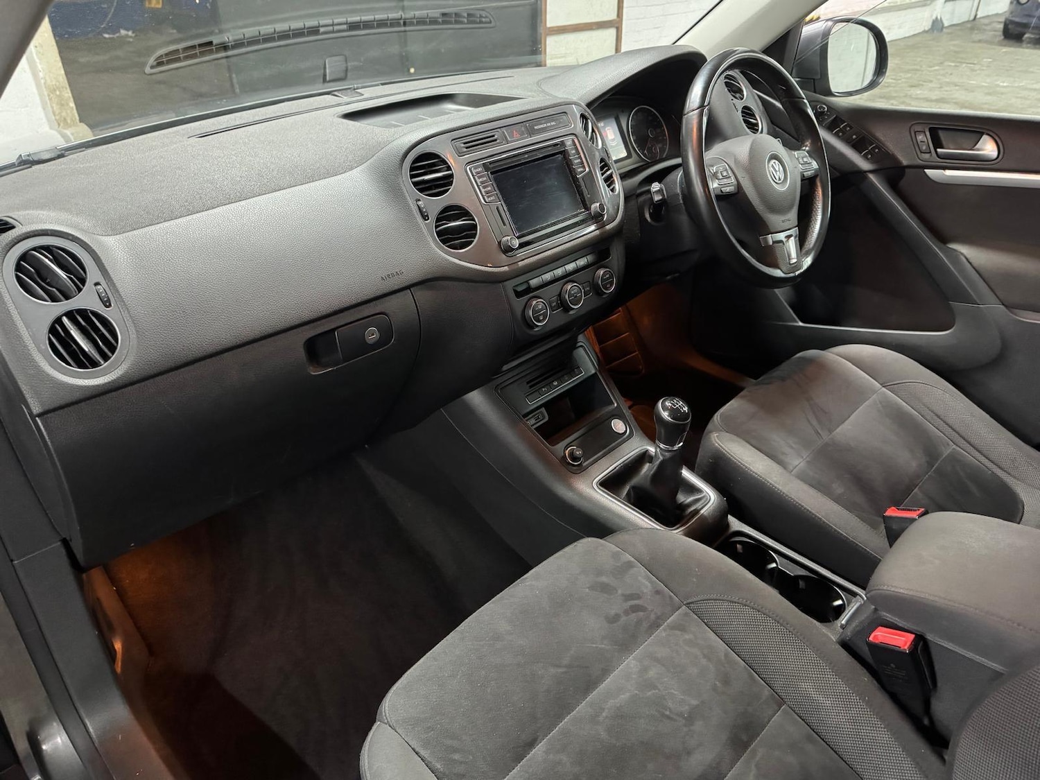 Used Volkswagen Tiguan 2015 for sale - 77163552: Photo 20