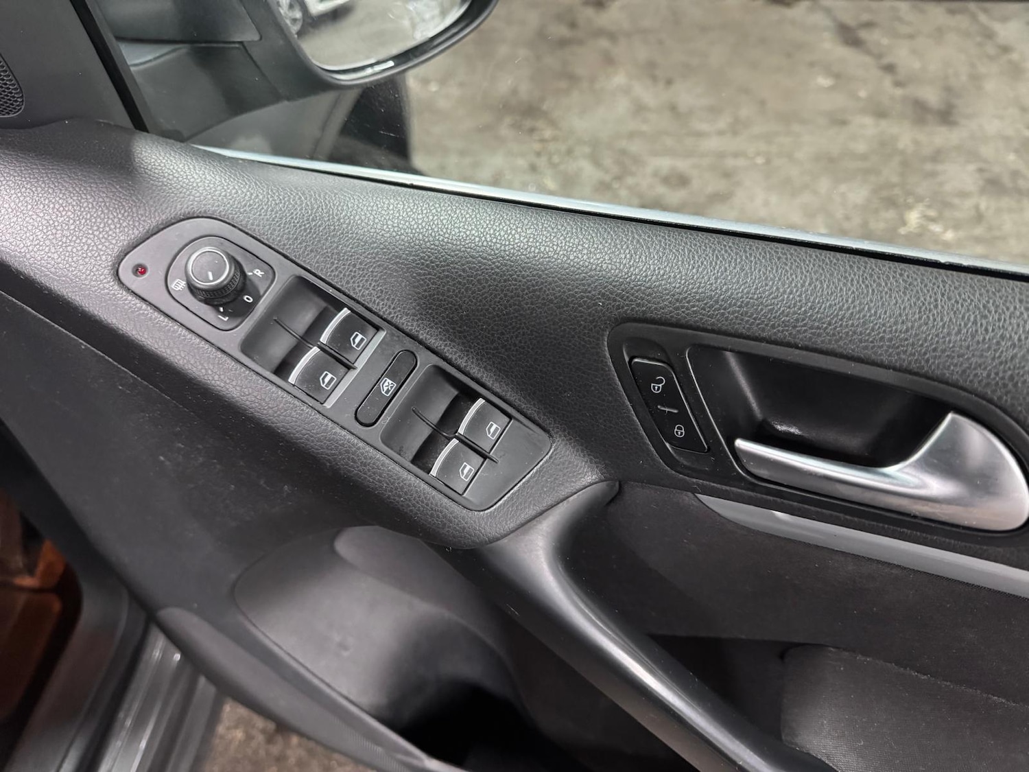 Used Volkswagen Tiguan 2015 for sale - 77163552: Photo 34