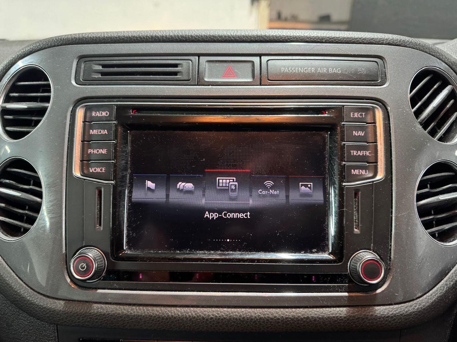 Used Volkswagen Tiguan 2015 for sale - 77163552: Photo 45