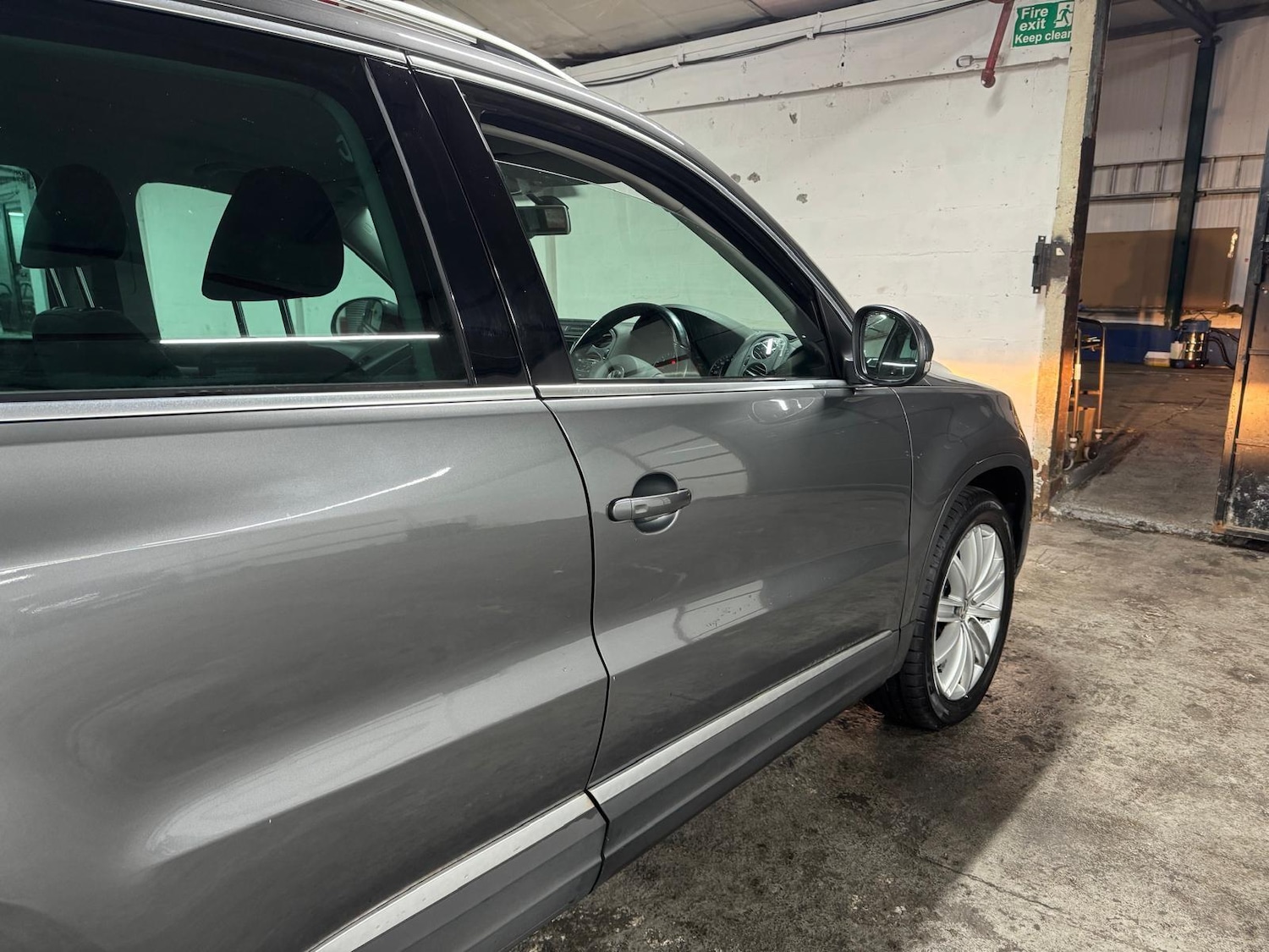 Used Volkswagen Tiguan 2015 for sale - 77163552: Photo 54