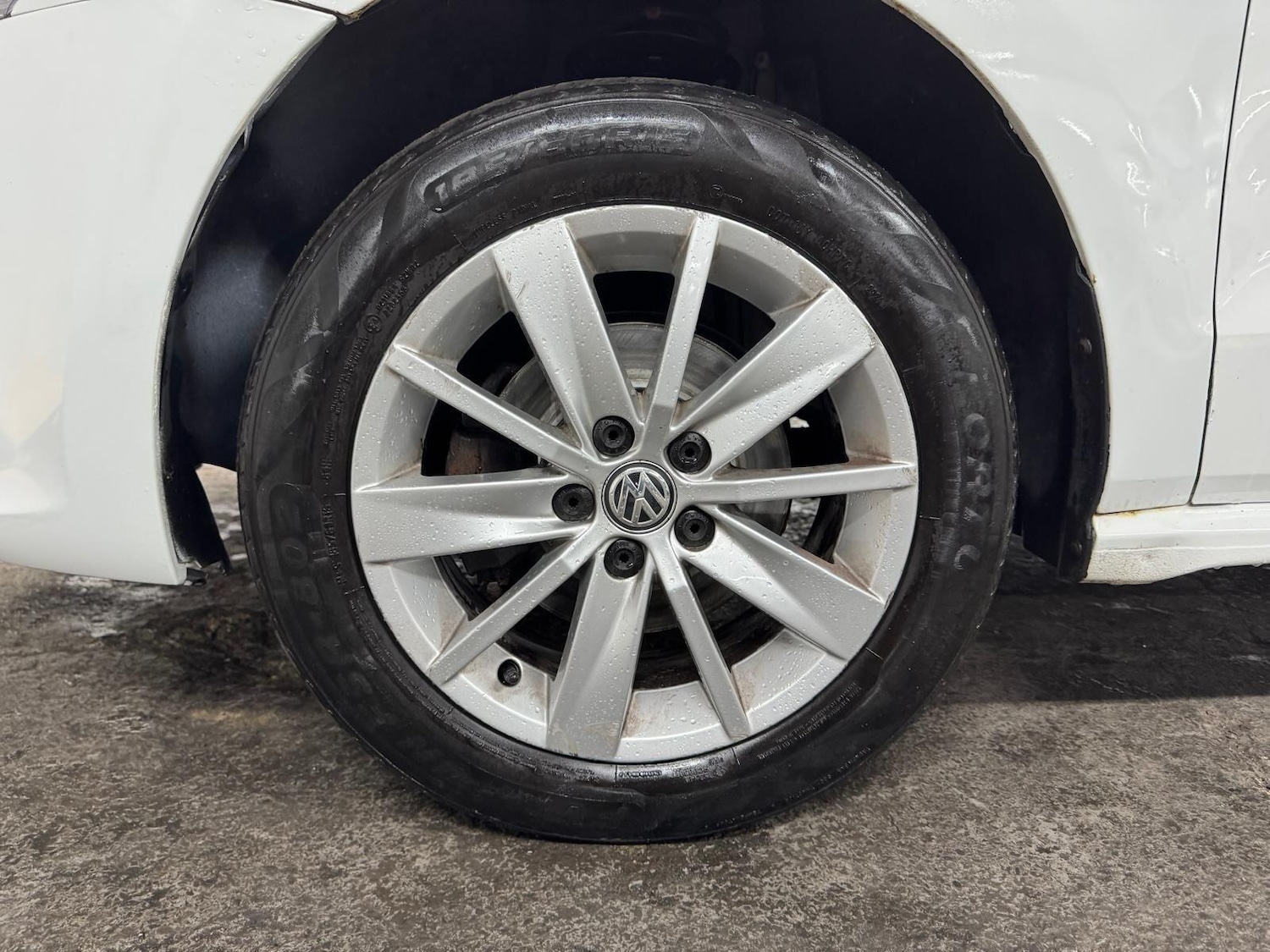 Used Volkswagen Polo 2015 for sale - 77456054: Photo 11