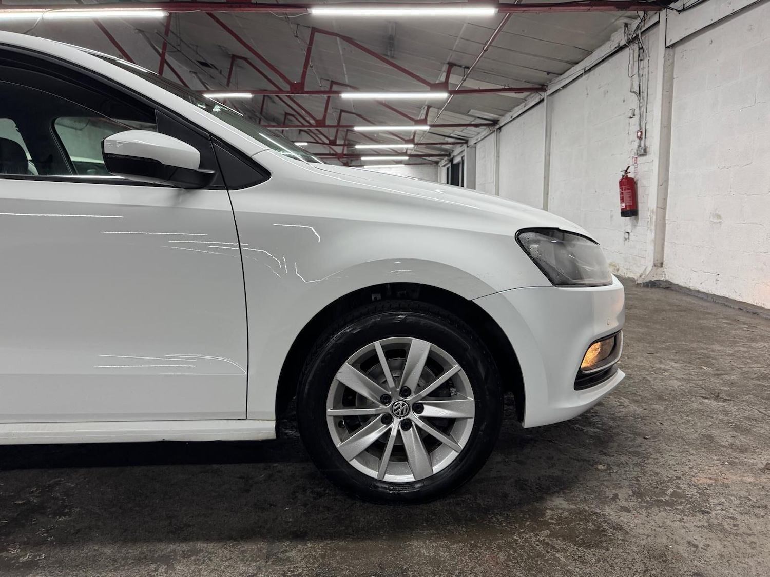 Used Volkswagen Polo 2015 for sale - 77456054: Photo 8