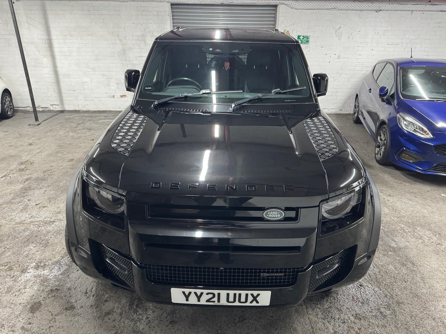 Used Land Rover Defender 110 for sale - 77214843: Photo 10