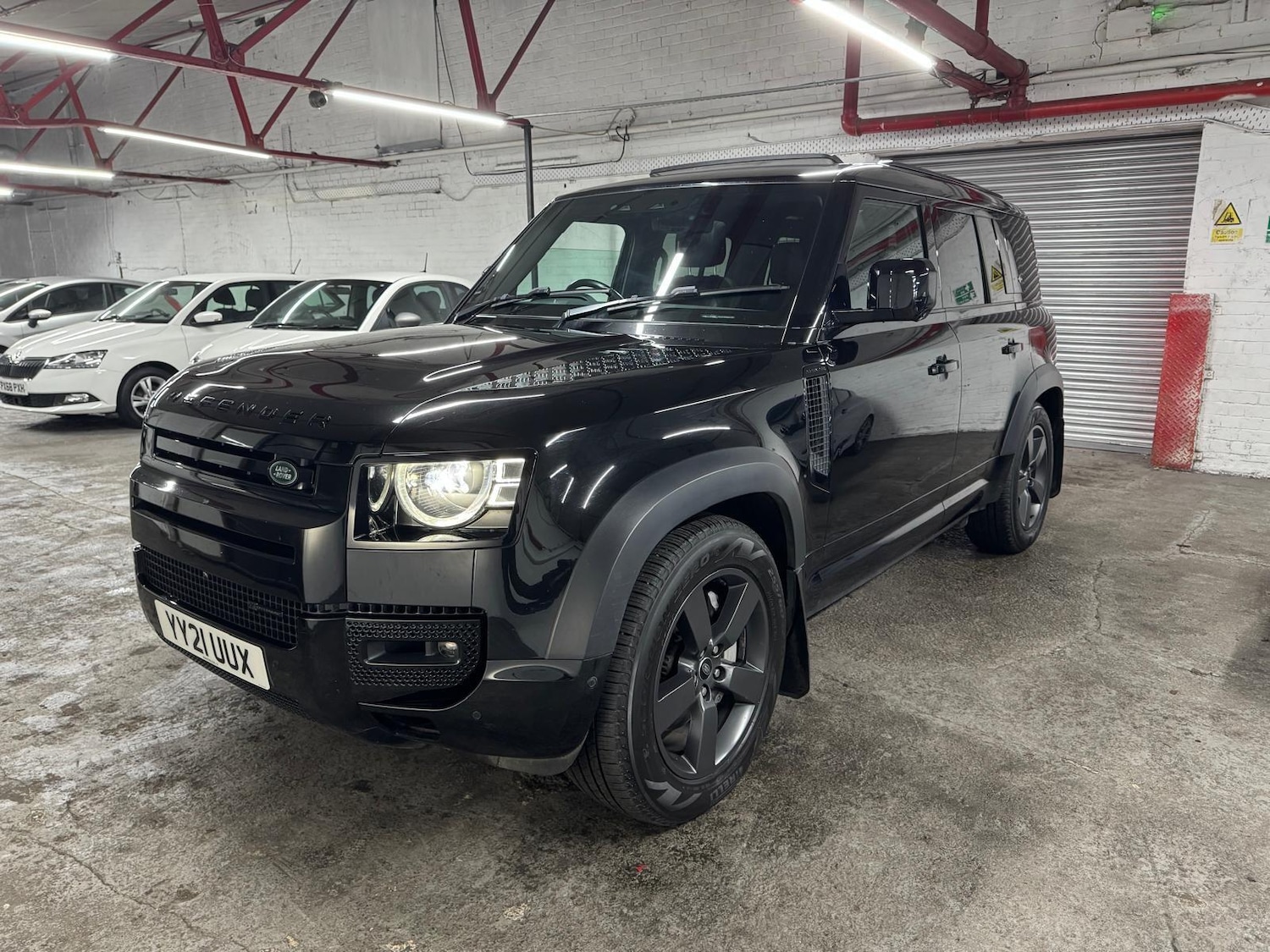 Used Land Rover Defender 110 for sale - 77214843: Photo 11