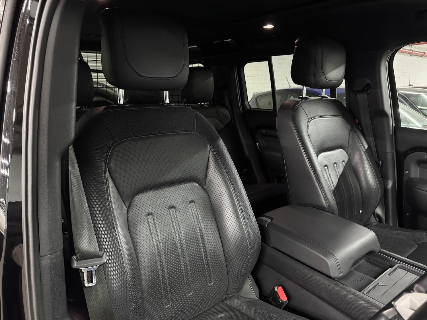 Used Land Rover Defender 110 for sale - 77214843: Photo 26