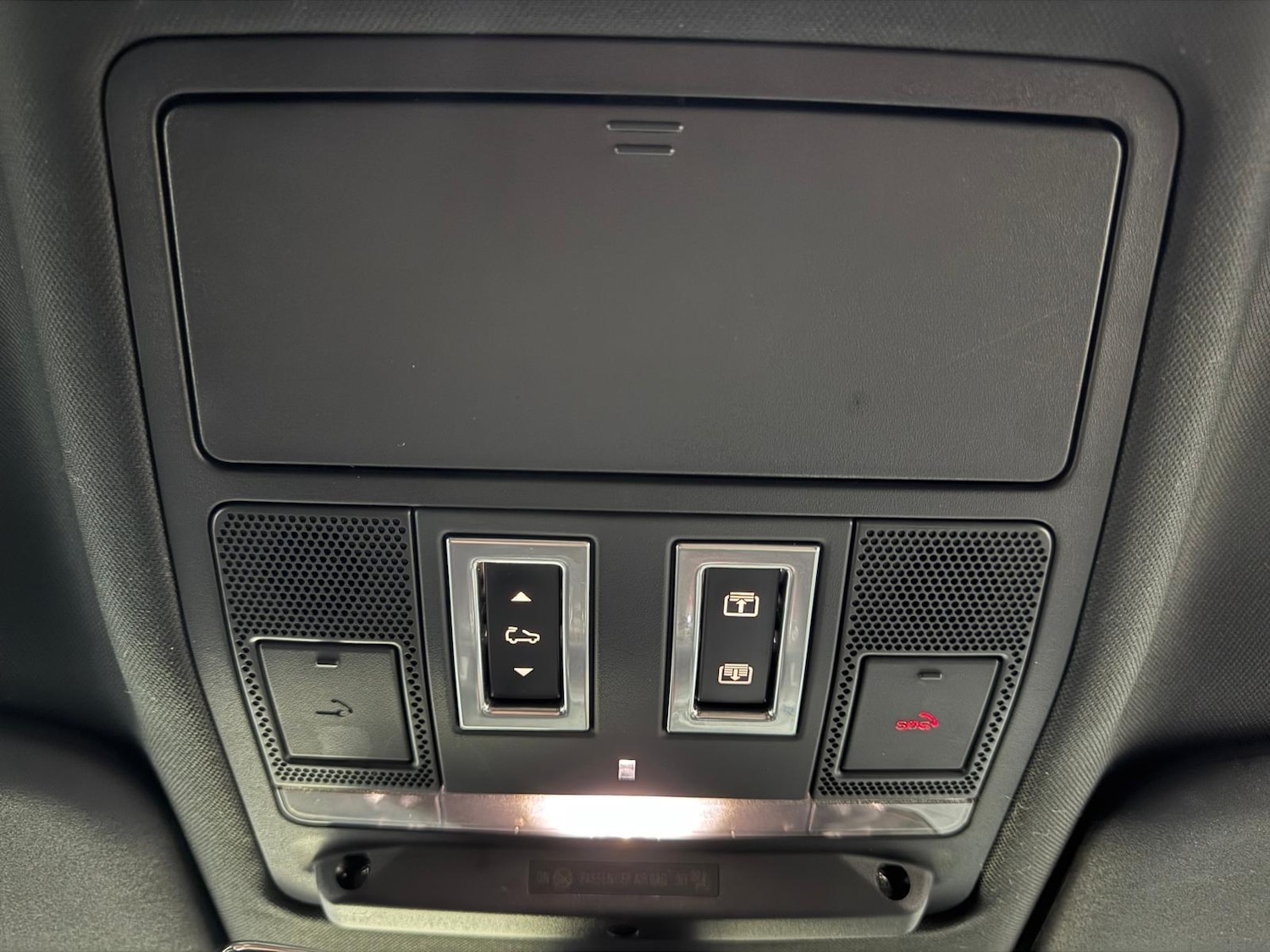 Used Land Rover Defender 110 for sale - 77214843: Photo 36