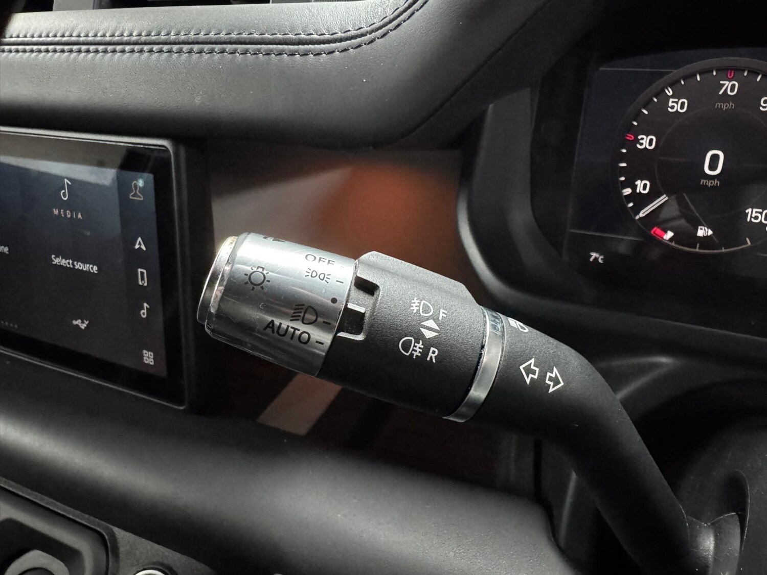 Used Land Rover Defender 110 for sale - 77214843: Photo 38