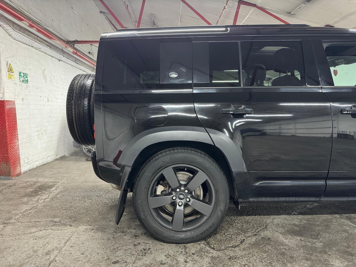 Used Land Rover Defender 110 for sale - 77214843: Photo 50