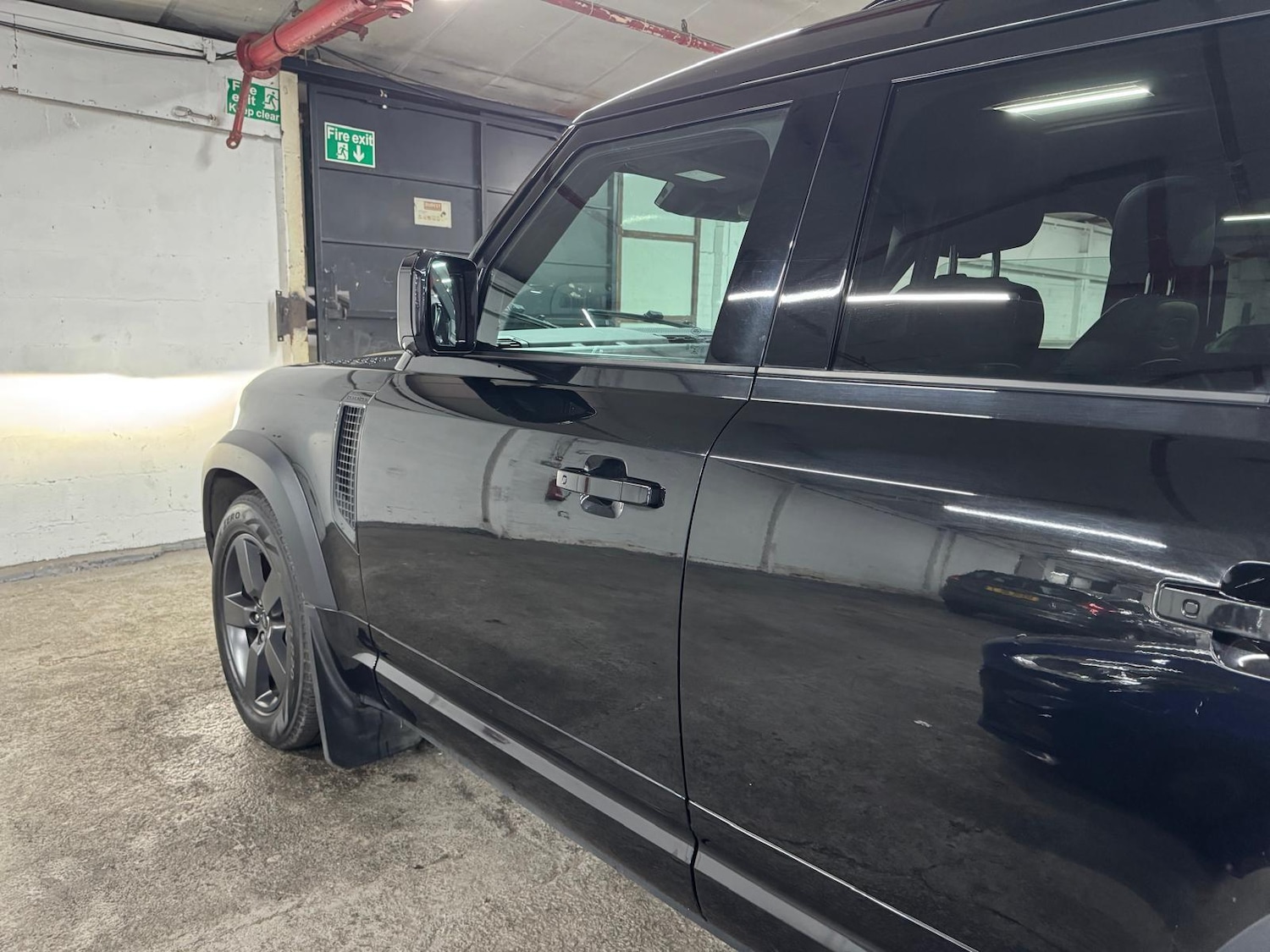 Used Land Rover Defender 110 for sale - 77214843: Photo 68