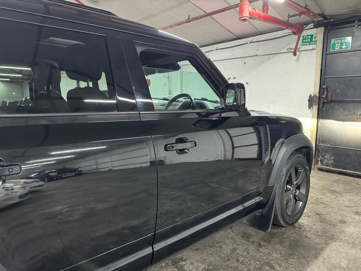 Used Land Rover Defender 110 for sale - 77214843: Photo 69