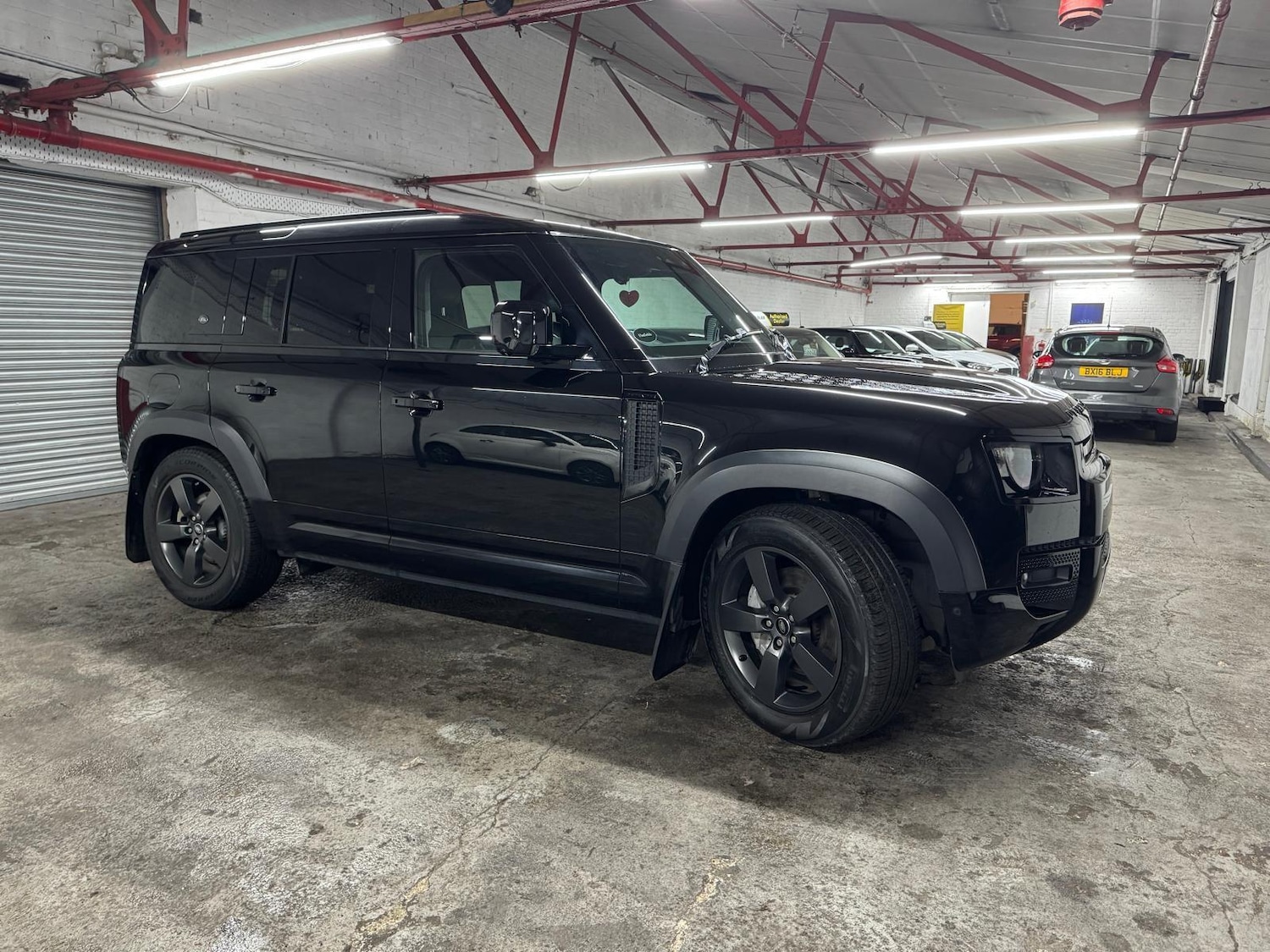 Used Land Rover Defender 110 for sale - 77214843: Photo 7