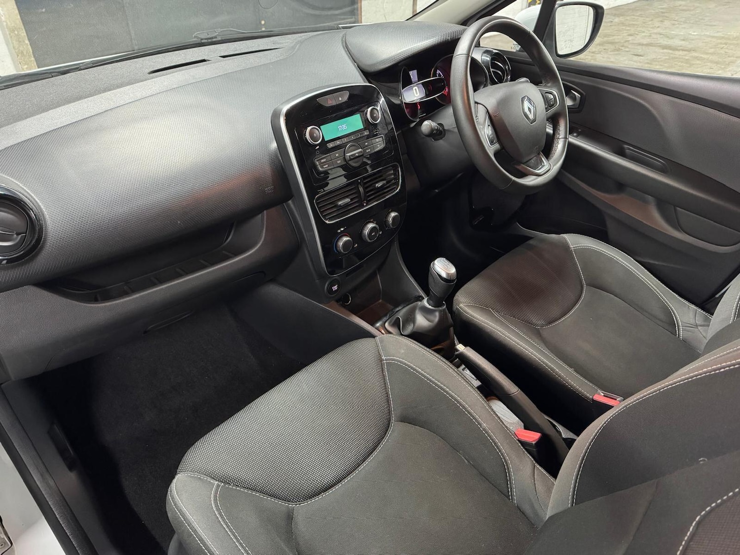 Used Renault Clio 2019 for sale - 77097937: Photo 18