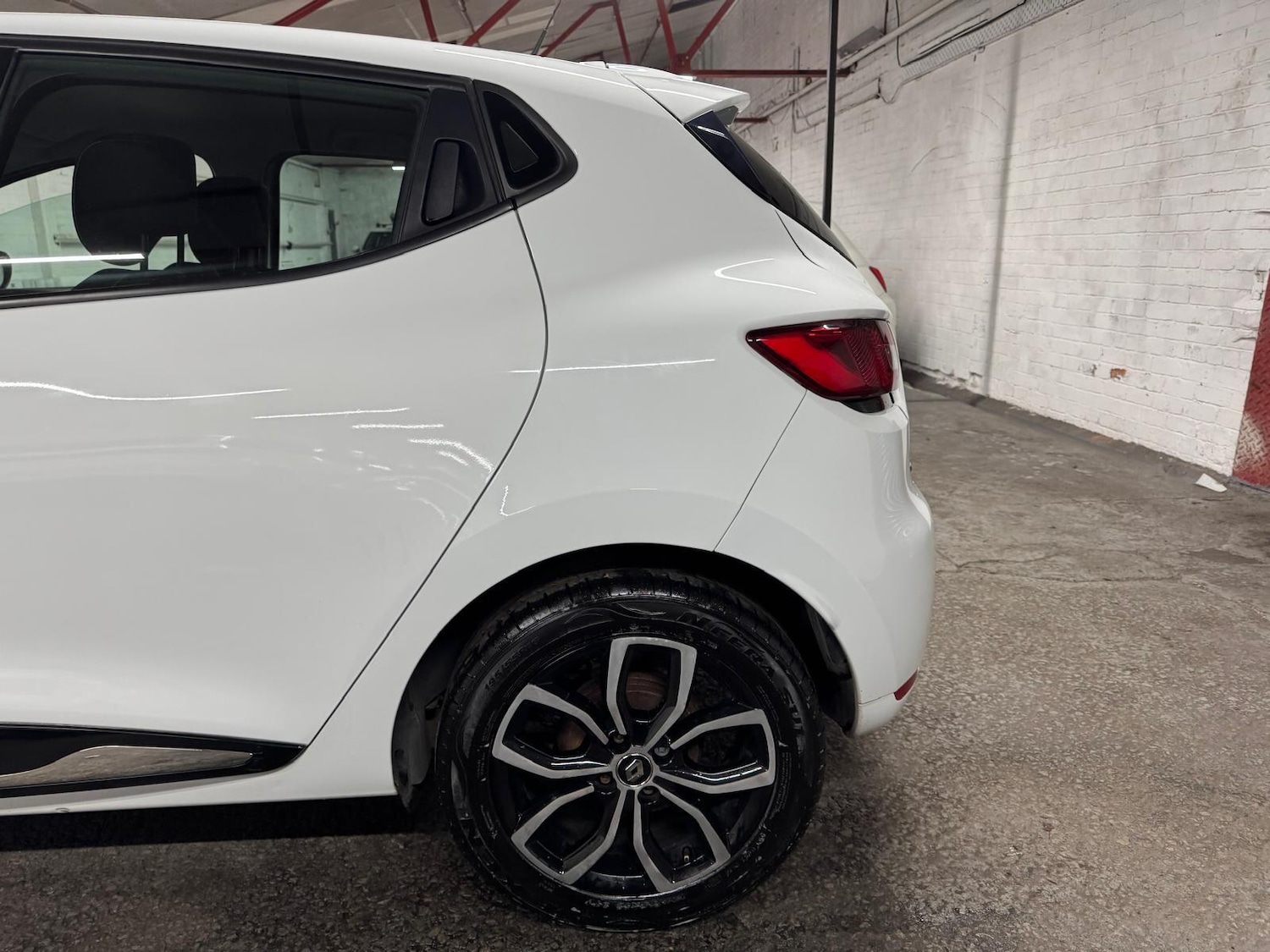 Used Renault Clio 2019 for sale - 77097937: Photo 21